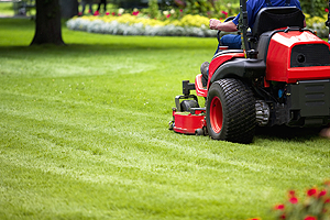 kertgondoz�s Balatonalm�di